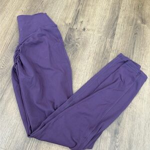 Scrunch butt purple Leggings